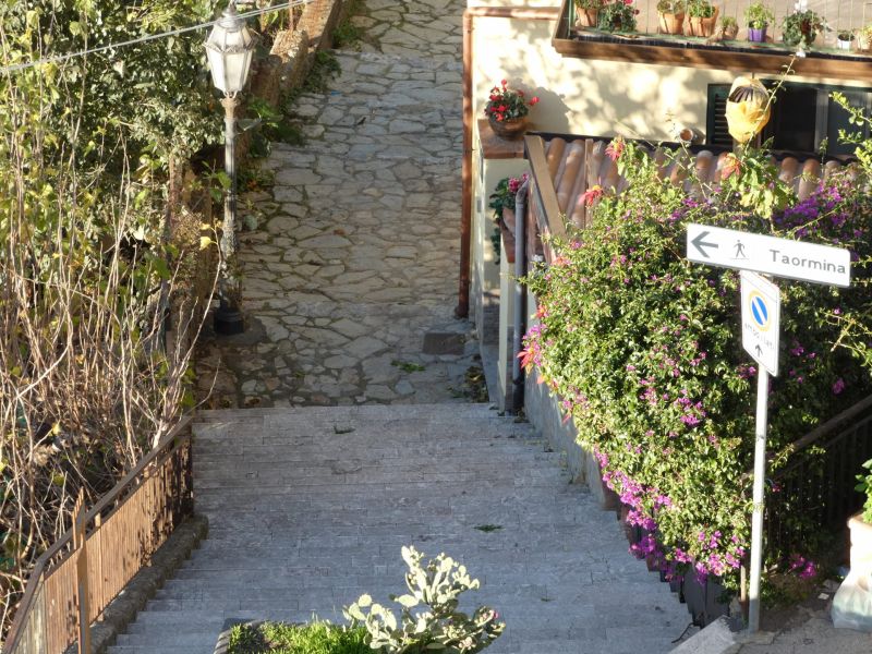 Path of the Saracens, from Castelmola to Taormina, 15'