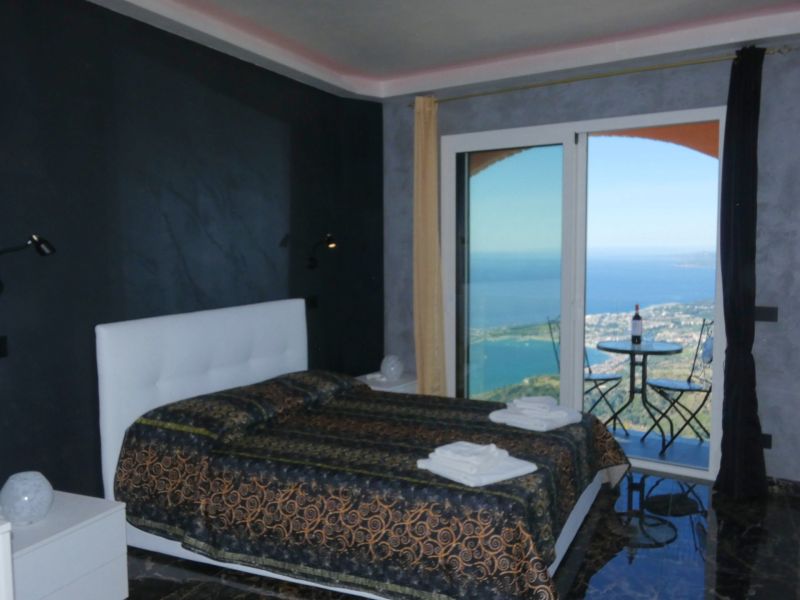 Room Golden, Etna & Sea View